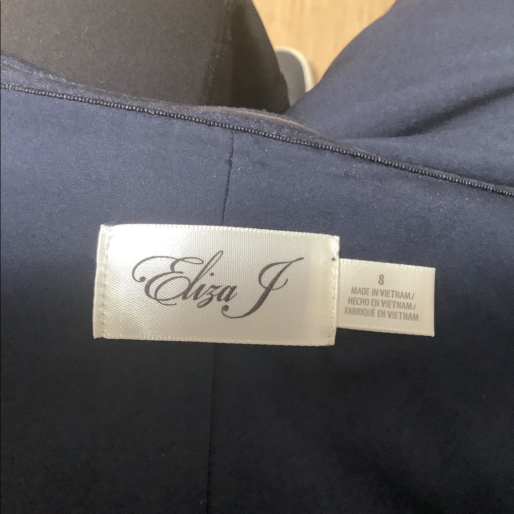 NWT. Eliza J dress. 8 - Picture 2 of 6